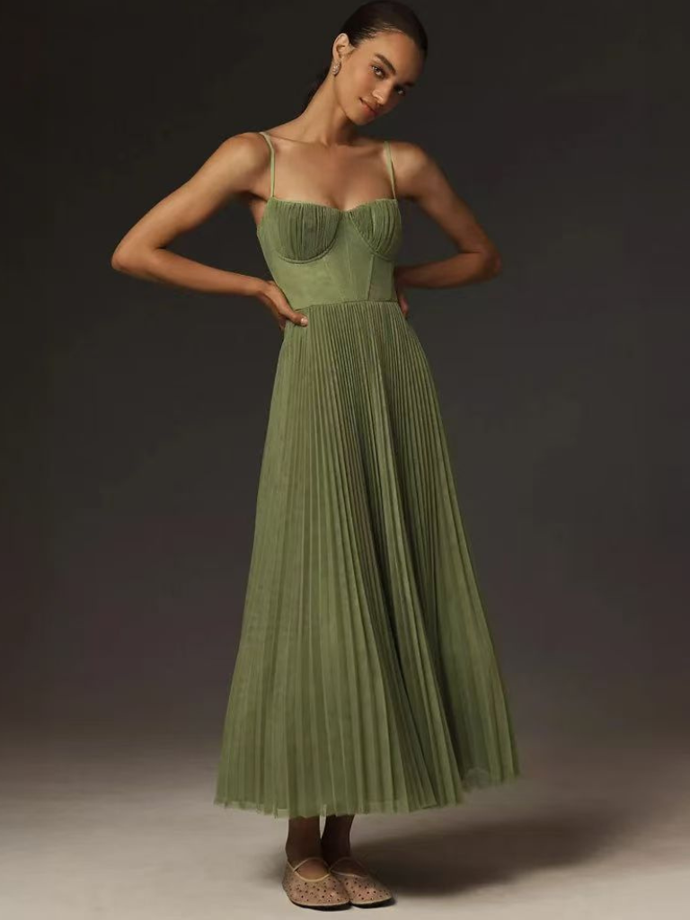 Beatriz - Vestido Midi Plisado y Ajustado