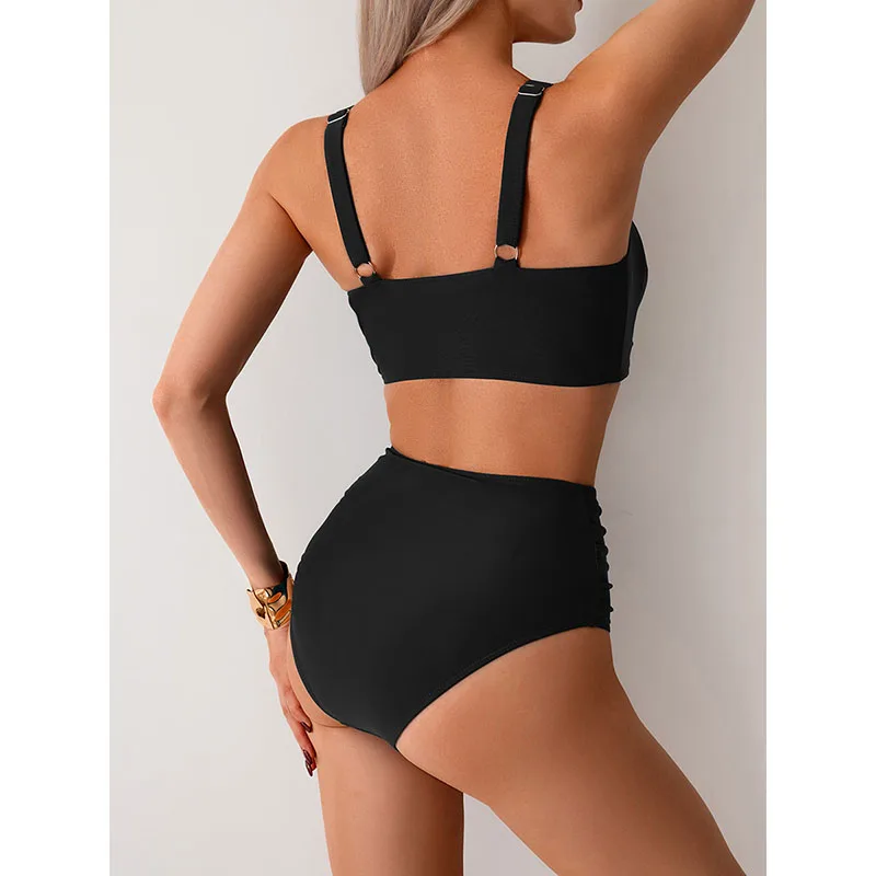 Indigo - Traje de baño atemporal y elegante